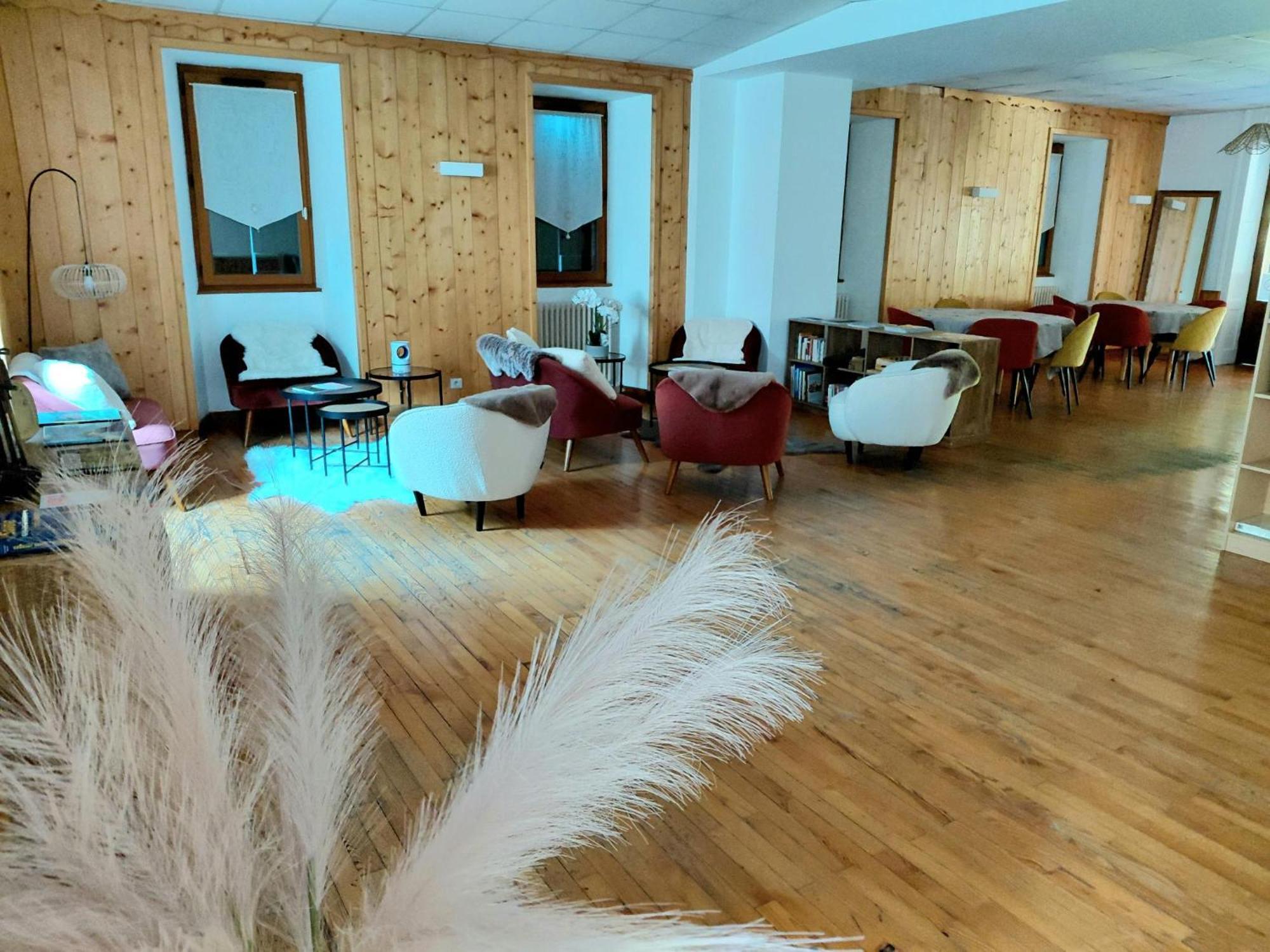 Hotel Le Montblanc Флюме Екстериор снимка